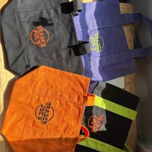Trader Joe's Reusable Tote Bags Set